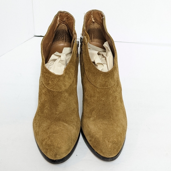 Crown vintage suede ankle boots - Picture 7 of 16